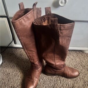 Really really cute nice barely worn boots